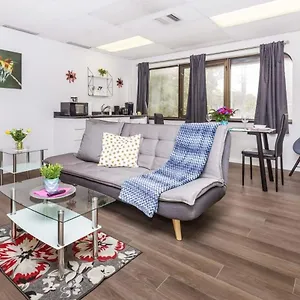 Modern 1br - Chinatown Near Little Italy Inn